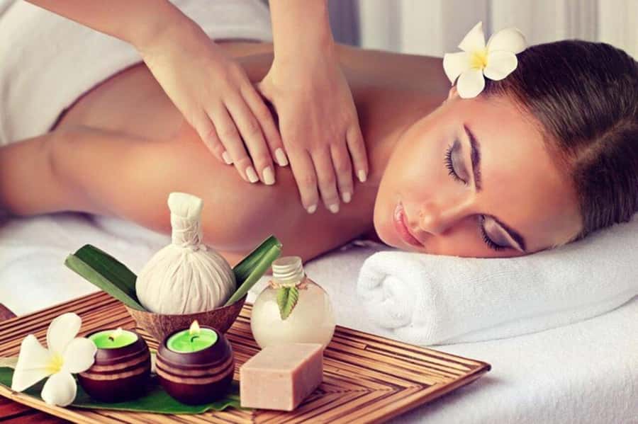 Hurghada: Moroccan Hammam & Full Body Massage with Transfer - Spa comfort basics: robe, disposable underwear, water, and what to bring