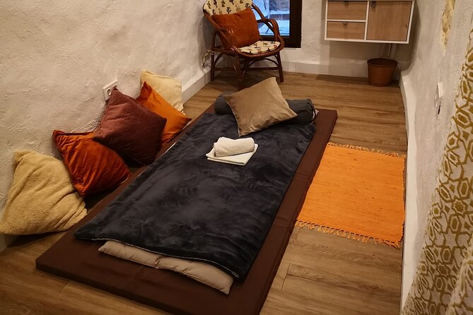 Infinite Space Massages - Finding Calle Ximénez de Enciso for a 9:00 am Spa Reset
