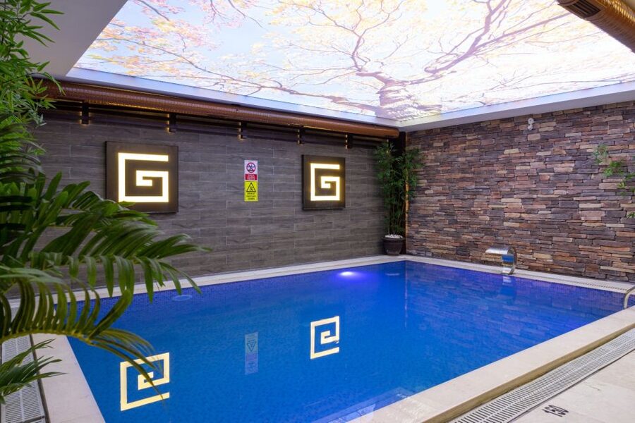 Istanbul: Private Turkish Bath, Massage, and Pool in Taksim - Optional massage: when you want strong hands and targeted care