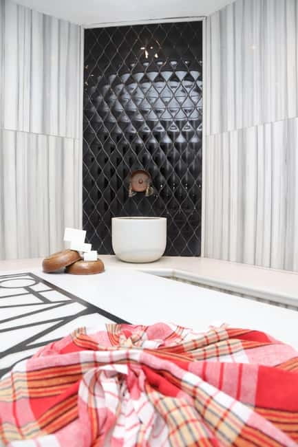 Istanbul: Traditional Turkish Bath with Foam and Oil Massage - The Hammam Flow You’ll Actually Experience (Steam, Scrub, Foam, Then Massage)