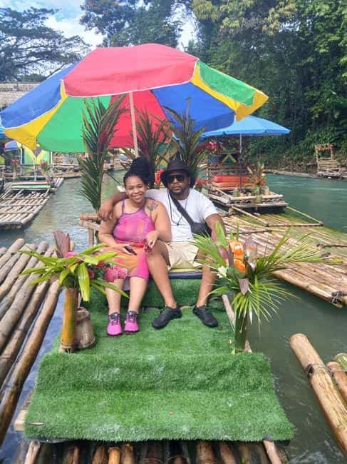 Jamaica Bamboo Rafting Experience with Limestone Massage - Food, drinks, hookah, and on-site purchases: how to plan your spending