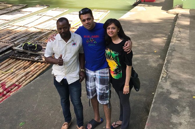 Jamaica Bamboo Rafting Tour Limestone Foot Massage - Martha Brae Bamboo Rafting: What the river ride feels like