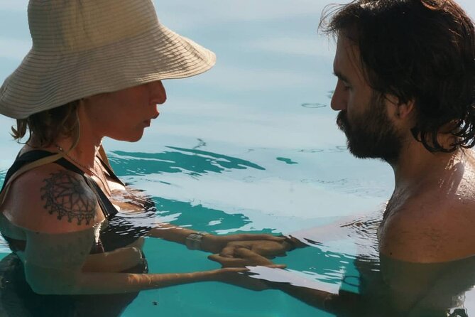 Janzu Aquatic Massage Therapy - The hour in the lagoon: breathing, floating support, and slow movements