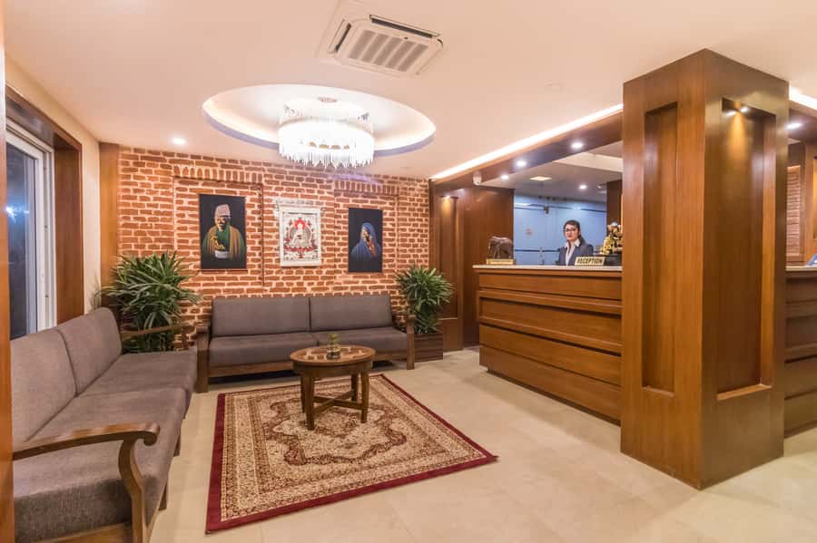Kathmandu: Spa Package with Massage, Facial and Bath - 30 Minutes of Facial Time: Hydration and Anti-Aging Focus