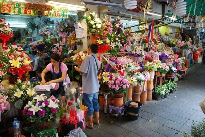 Laem Chabang Port Shop, Massage & Taste Food in Bangkok Excursion - Chinatown, Phahurat, and the Flower Market: a focused Bangkok street sampler