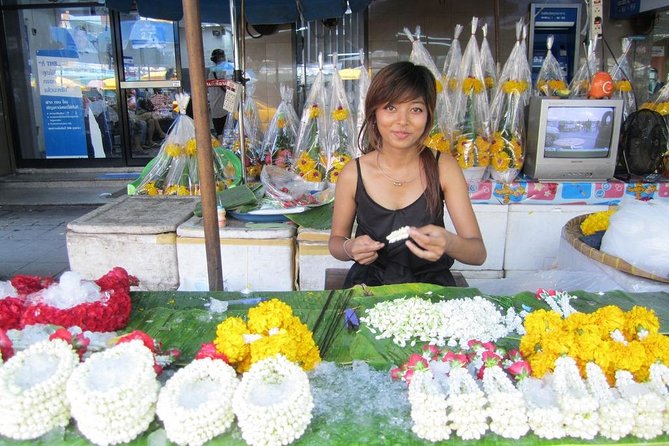 Laem Chabang Shore Excursion : Shopping, Massage & Food Tasting - Wat Arun (Temple of Dawn): what you’ll notice in 30 minutes