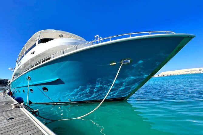 Luxury Cruise inc. Snorkeling/Massage/Island/water sport & Lunch - Back Massage on the Water: The Perfect Decompression