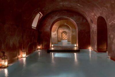 Madrid: Hammam Al-Andalus: Bath, Kessa, and Relaxing Massage - The 90-minute flow: bath temperatures, steam, and tea