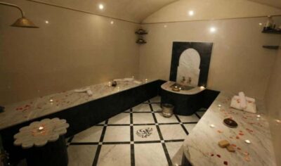 Marrakech: 3H Traditional Hammam, Massage & Hotel Transfer - The hammam ritual: steam, eucalyptus, and the black soap moment