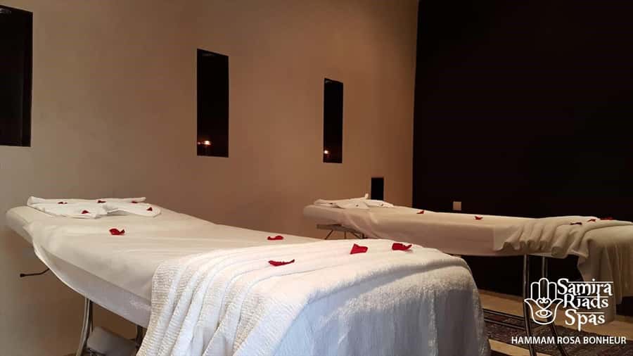 Marrakech: Royal Rosa Hammam including massage & foot care - Shower in the same room and a hairdryer to send you off ready