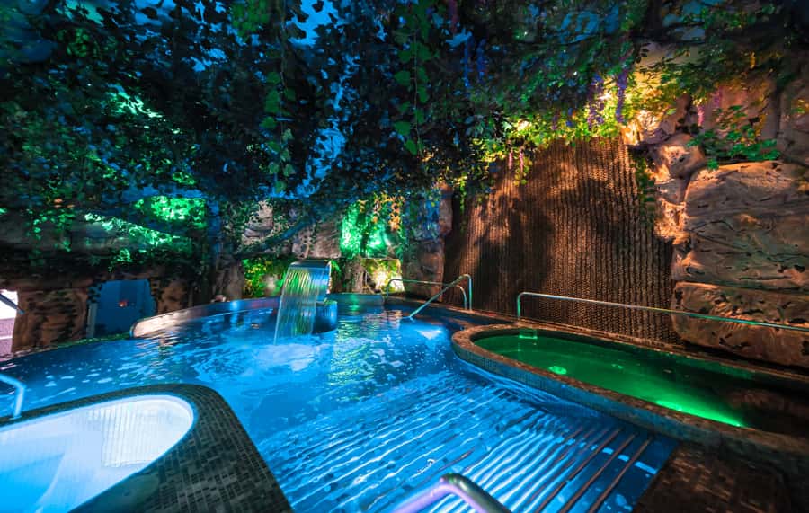 MedelIín: Full Body Massage and Water Therapy Experience - Why this Medellín “water plus massage” format feels so effective