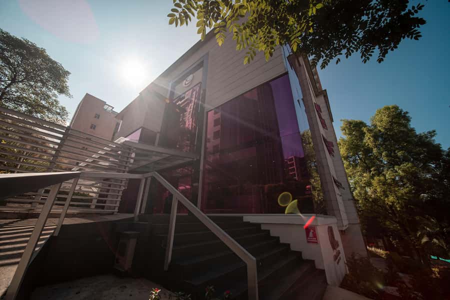 MedelIín: Full Body Massage and Water Therapy Experience - The deep relaxation full-body massage: where the relief lands