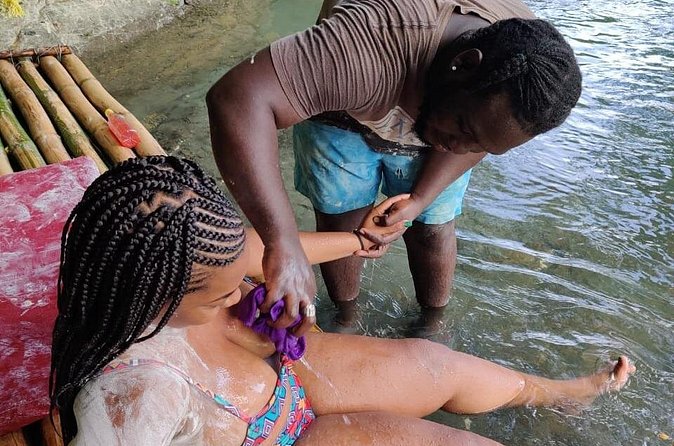 Montego Bay Bamboo River Rafting Limestone Foot Massage - Comfort, Pace, and Who This Tour Suits Best