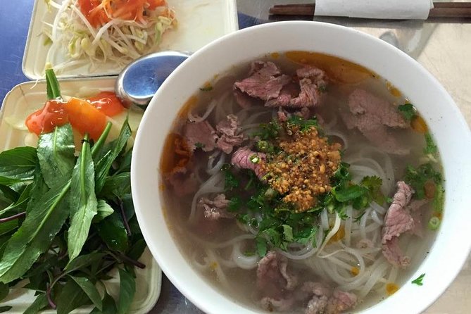 Morning food tour: 11 dishes, white rose making and foot massage - Key takeaways before you go