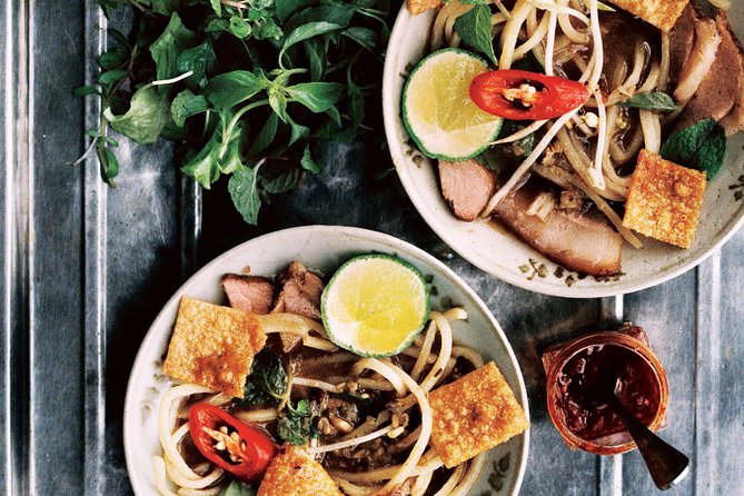 Morning food tour: 11 dishes, white rose making and foot massage - Skip breakfast, keep your appetite: timing tips that matter