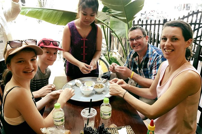 Morning food tour: 11 dishes, white rose making and foot massage - Price and value: what $39 really buys you
