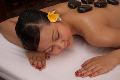 Nusa Dua: 2-Hour Luxury Warm Stone Massage Spa Treatment - Welcome drink, foot wash, and the calm lobby moment