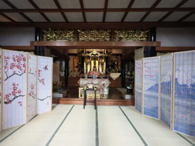 Osaka Temple :Warm Bamboo Oil Massage – Deep Restore〈60min〉 - The treatment, step by step: warm bamboo and oil for travel stiffness