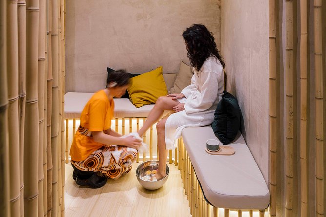 Pamper your feet with foot bath and reflexology massage - Price and value: is $102.35 fair for Madrid?