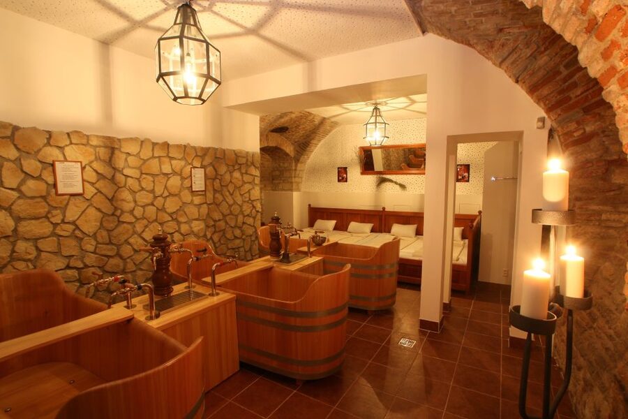 Prague: Bernard Beer Spa with Beer and Massage Option - Who should book the Bernard Beer Spa in Prague