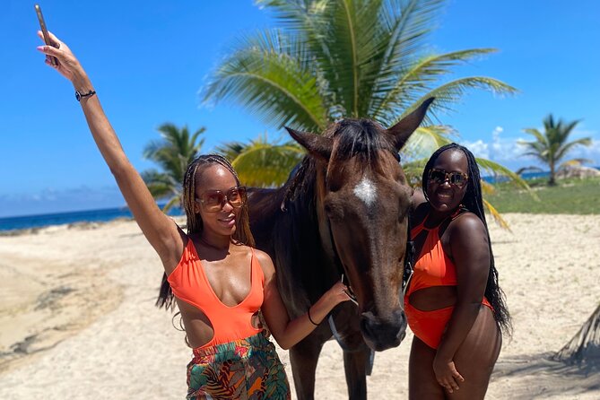 Private Bamboo Rafting and Limestone Massage In Montego Bay - On the Road from Montego Bay: Comfort First, Then the Local Feel