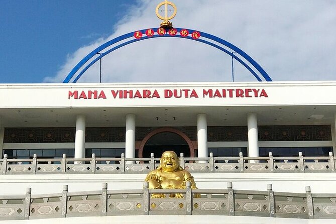 PRIVATE: Batam day tour with Ferry, 2-hour Massage and Lunch from Singapore - Inside Batam’s Religious Landmarks: Temples and Mosques in One Route