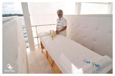 Punta Cana Floating Ocean Spa Experience with Massage & Yoga - Doctor Fish foot exfoliation: what to expect and how to handle it