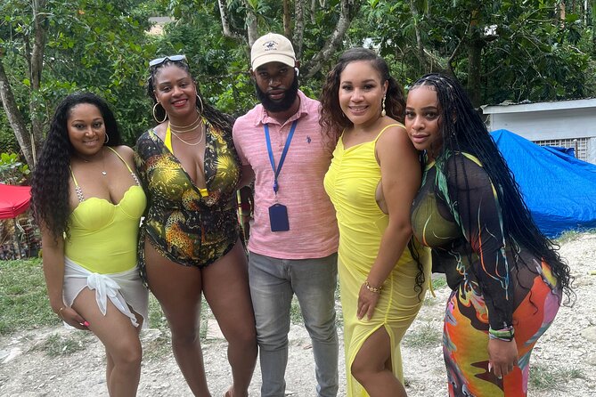 Rafting with Limestone Massage Lethe and free shuttle to Parties - From Sangster Airport to Montego Bay: the road trip part matters