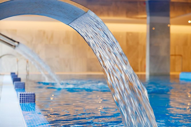 Relaxing back massage & day SPA - Should you book this Mallorca Wellness Spa back massage day?