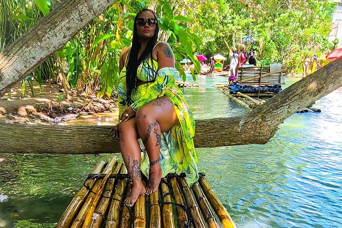 River Rafting with {Limestone Massage} & Ricks Cafe from Montego Bay - Rick’s Cafe: music, ocean views, and the 40-foot cliff-diving show