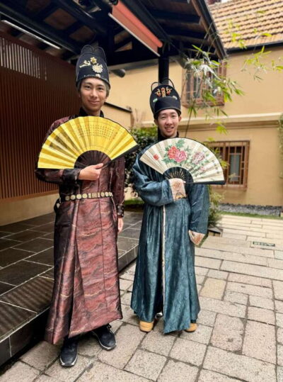 Shanghai Guided Royal Banquet Photo (Incl) with Massage Opt - The 3-Hour Timeline: Costumes, Photos, Then Royal Dining