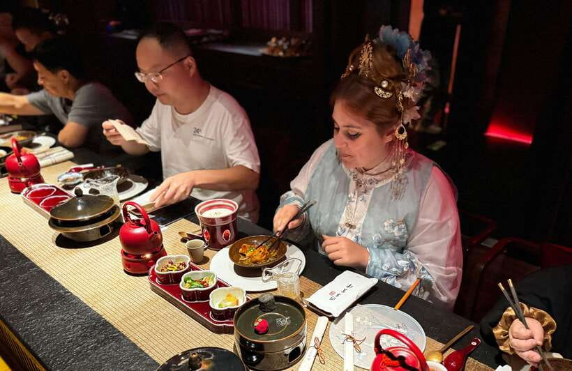 Shanghai Guided Royal Banquet Photo (Incl) with Massage Opt - The Royal Banquet Menu: What’s Served and What to Expect