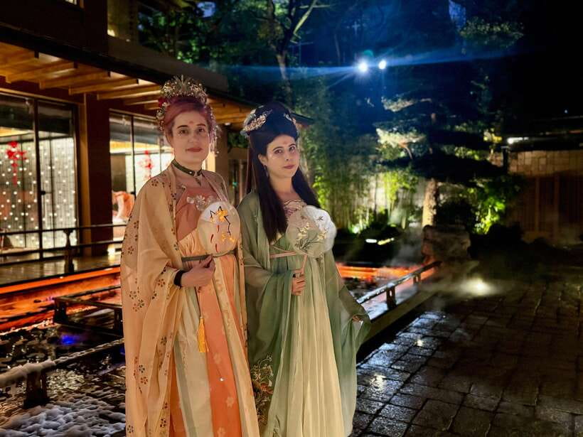 Shanghai Immersive Royal Banquet+Photo, Bar/Massage Options - Costume and Makeup: Turn One Great Night Into a Photo Set