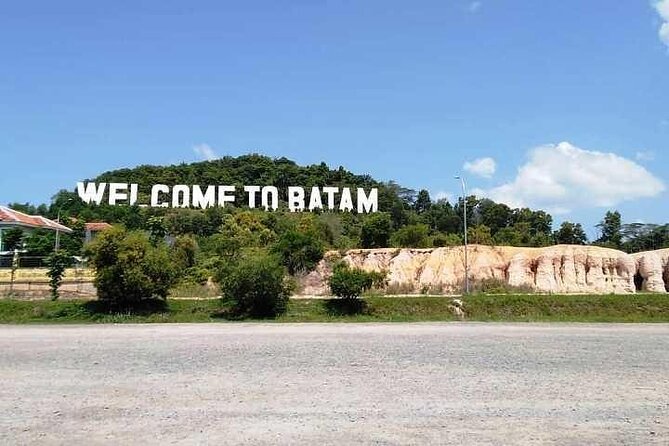 SMALL GROUP: Batam day tour with Ferry, 1-hour Massage, and Lunch from Singapore - The Stops That Can Feel Short: Museums, Bridges, and Why the Day Gets Moving