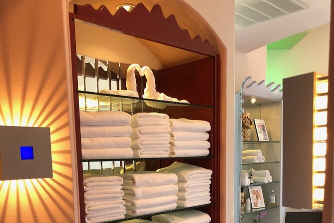 Spa Service: Hot Stone Body Massage with Private Sauna - Reviews: What the 4.3 Rating Can Tell You