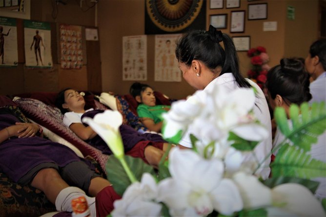 Thai Massage Course - Where You Go in Samui Spa School Territory: Bo Put Meet-Point