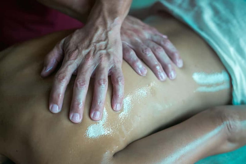 The Water Journey and our exclusive massage (60') - The Exclusive 60-Minute Hammam Massage: Essential Oils With Real Aroma