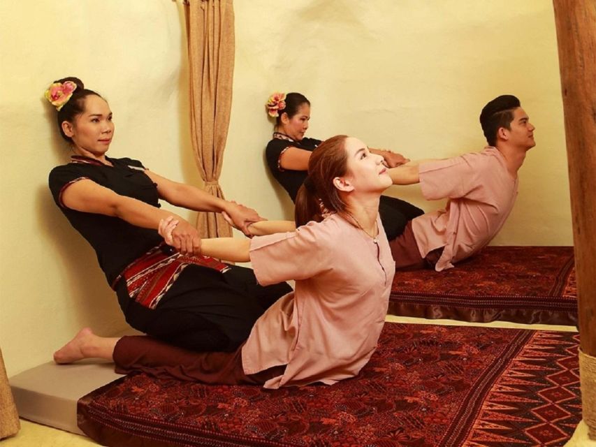 Traditional Lanna Thai Massage 2 Hours - The full-body pressure-and-stretch flow you should expect