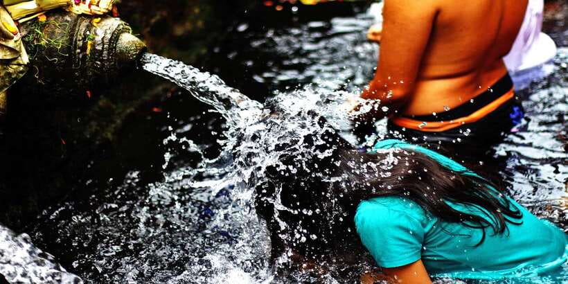 Ubud: Wellness Retreat with Massage, Yoga Class, and Lunch - Melukat at the Holy Water Temple: What Cleansing Feels Like