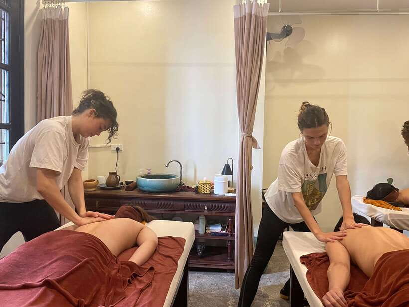 Vietnamese deep tissue neck and shoulder massage class - Advanced Targeting for Real Tension Spots (Not Just the Pretty Moves)