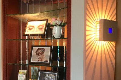 VIP 90-Minute Reflexology & Hot Stone Massage Combo - 90 minutes of reflexology plus hot stones: how the session runs